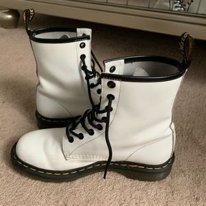 White Doc Martens 1460 OG box + cleaning kit